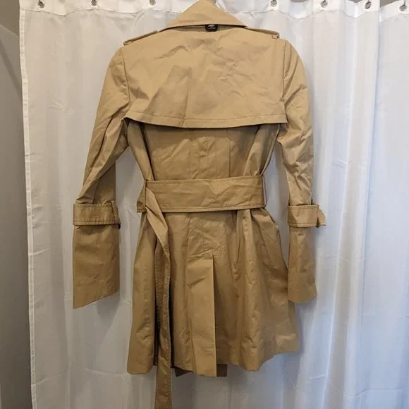 Banana Republic x Olivia Palermo Bell-Sleeve Asymmetrical Trench Coat | XS - Picture 3 of 9